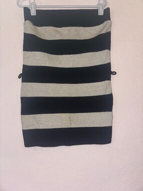Women’s Black and Shimmery White Striped Knit Tube Top Size M
